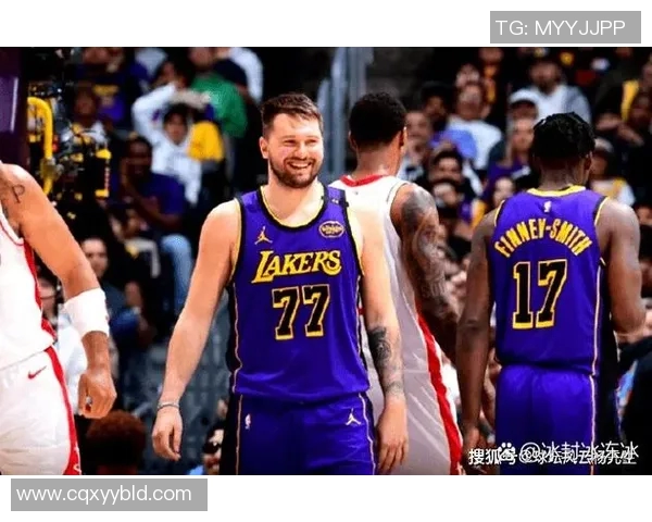 04年火箭与湖人常规赛精彩对决回顾录像分享 04年火箭与湖人常规赛精彩对决回顾录像分享