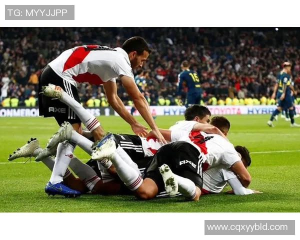 博卡青年与河床激战南美解放者杯巅峰对决引发球迷热议